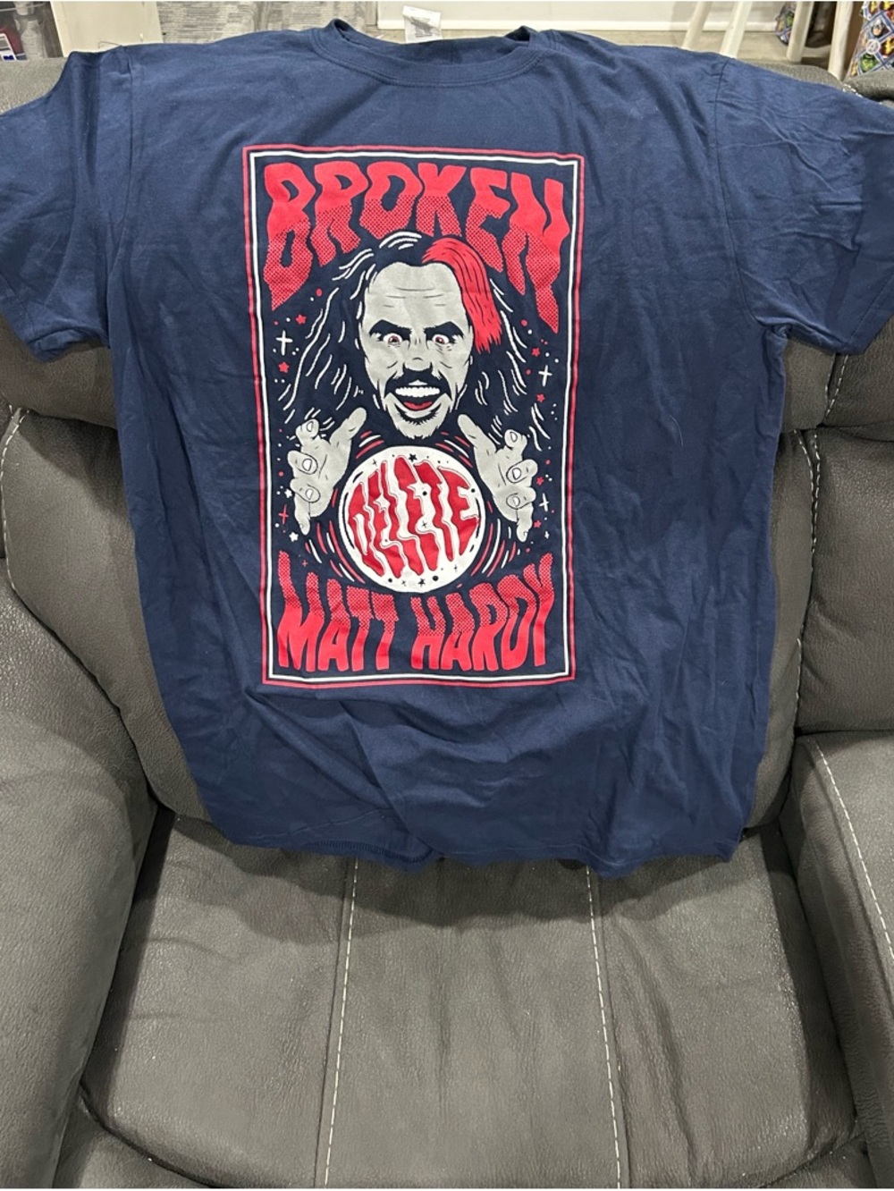 Broken Matt Hardy men’s t shirt! Size L